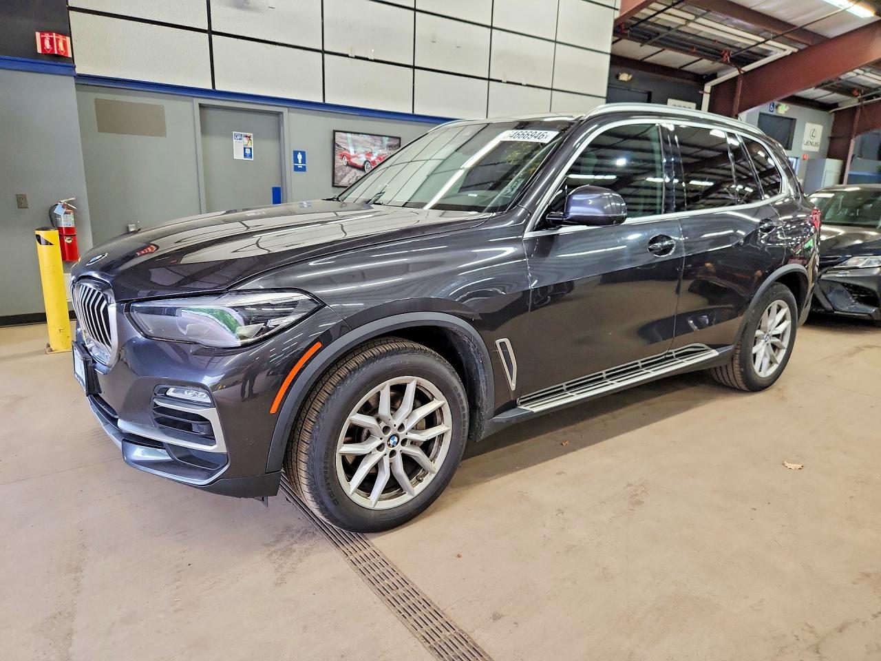 Salvage BMW X Series Image