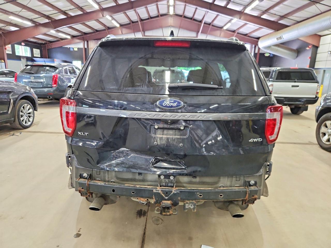 Ford Explorer Xlt
