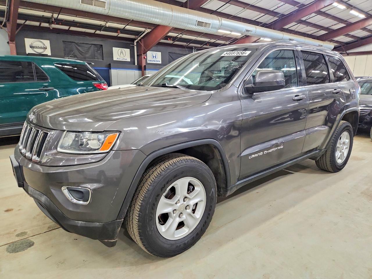 Salvage Jeep Cherokee Image