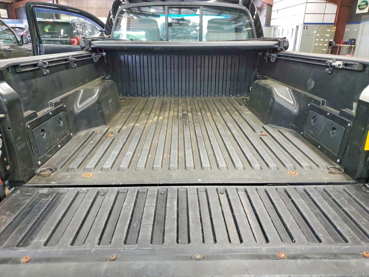 Toyota Tacoma Base