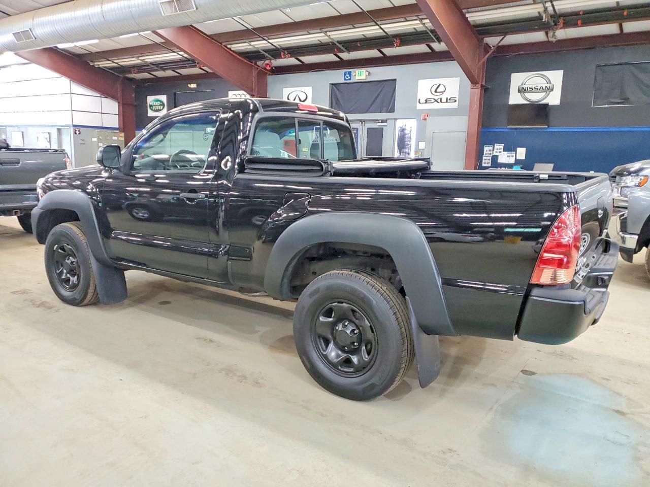 Toyota Tacoma Base