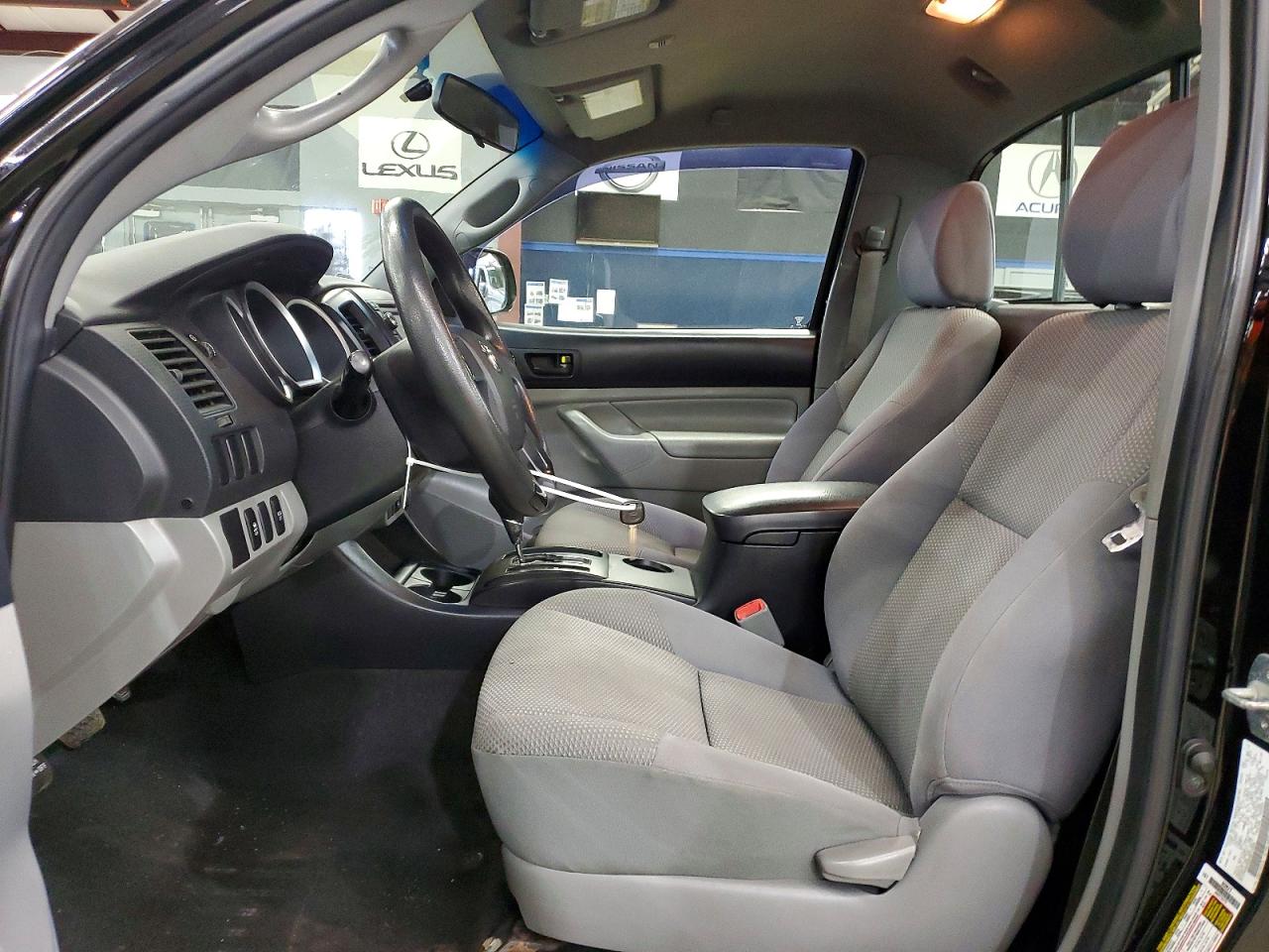 Toyota Tacoma Base