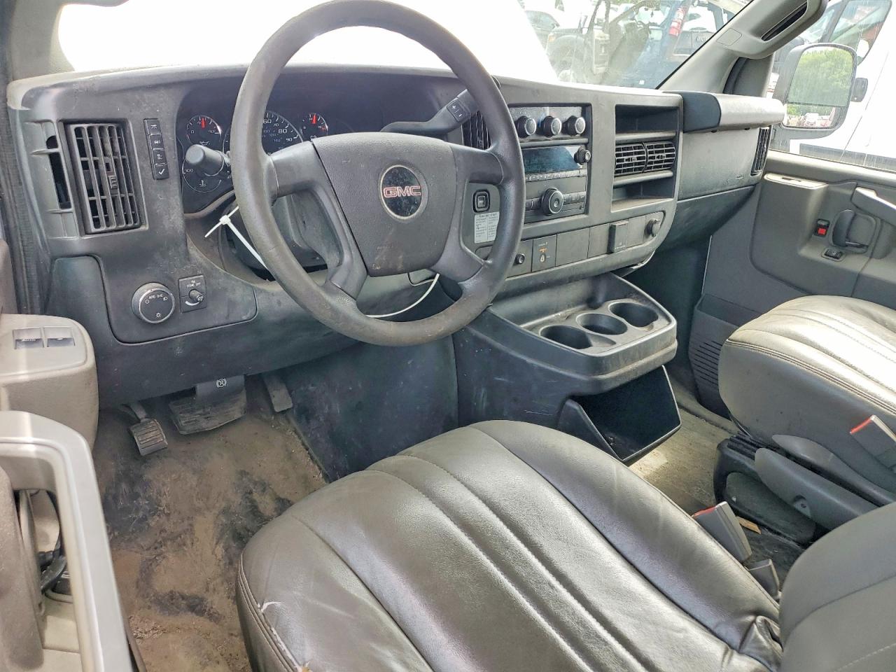 GMC Savana G2500