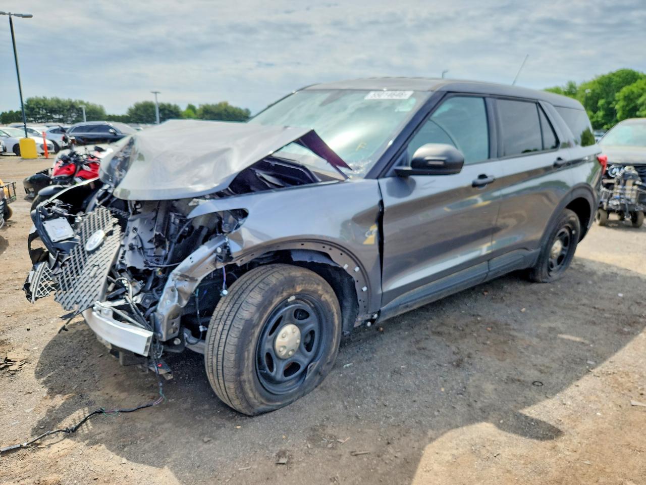Salvage Ford Explorer Image