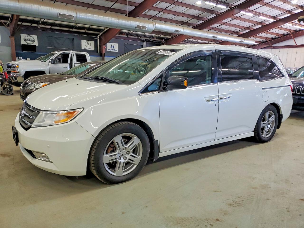Salvage Honda Odyssey Image