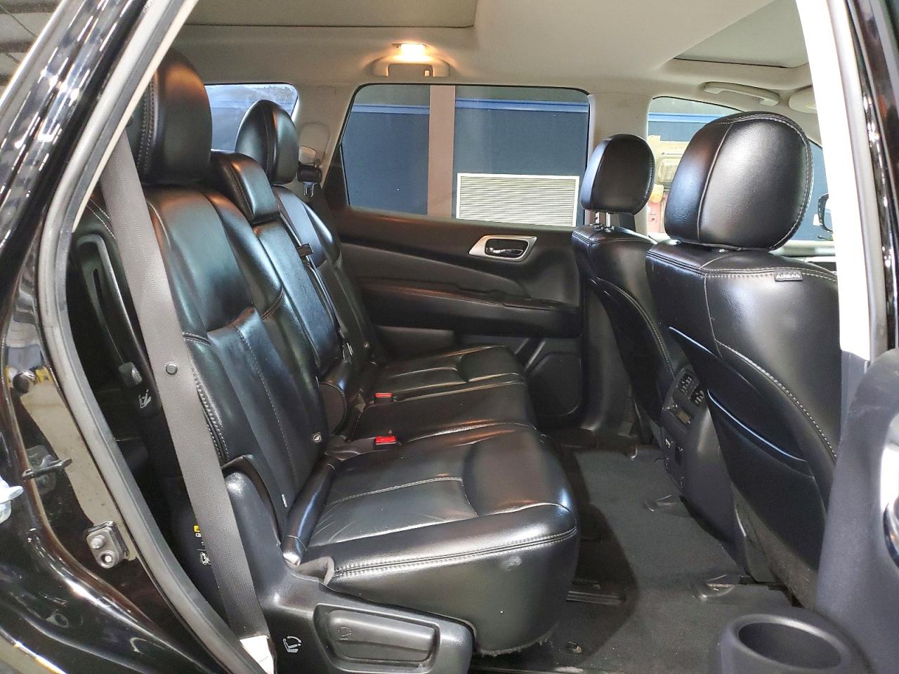 Nissan Pathfinder Sl