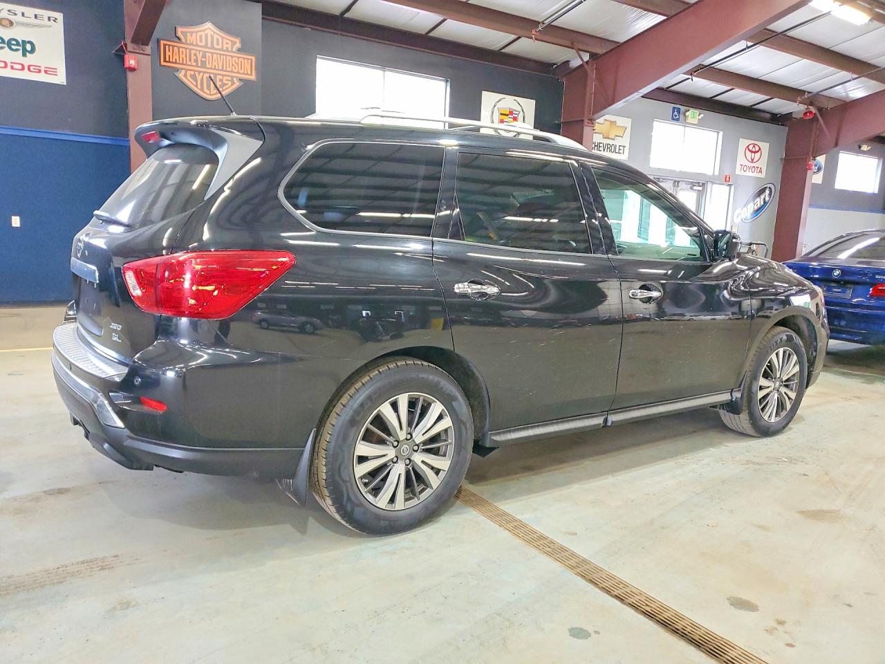 Nissan Pathfinder Sl