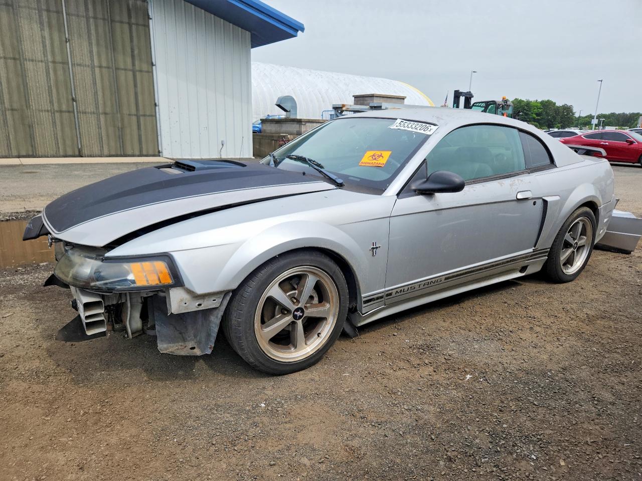 Salvage Ford Mustang Image