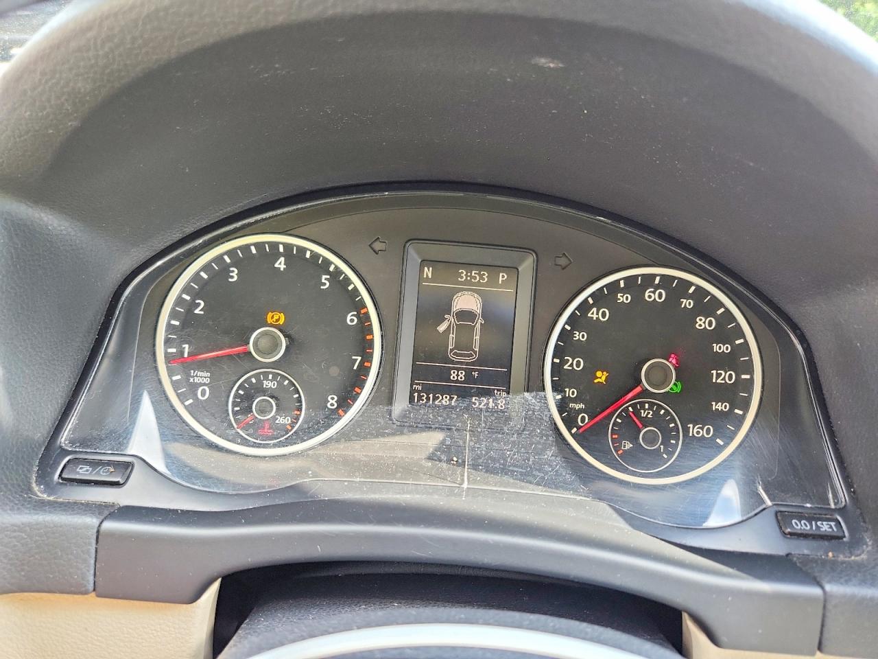 Volkswagen Tiguan S