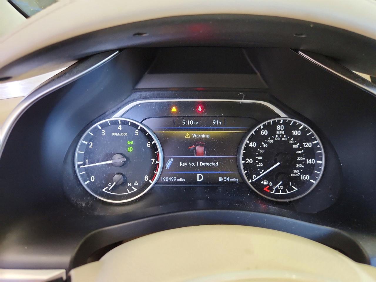 Nissan Murano Sv