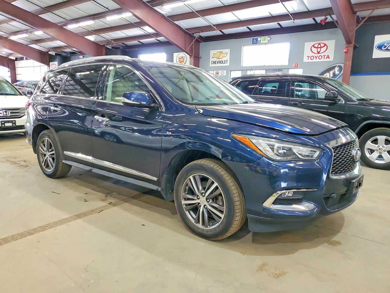 INFINITI Qx Base
