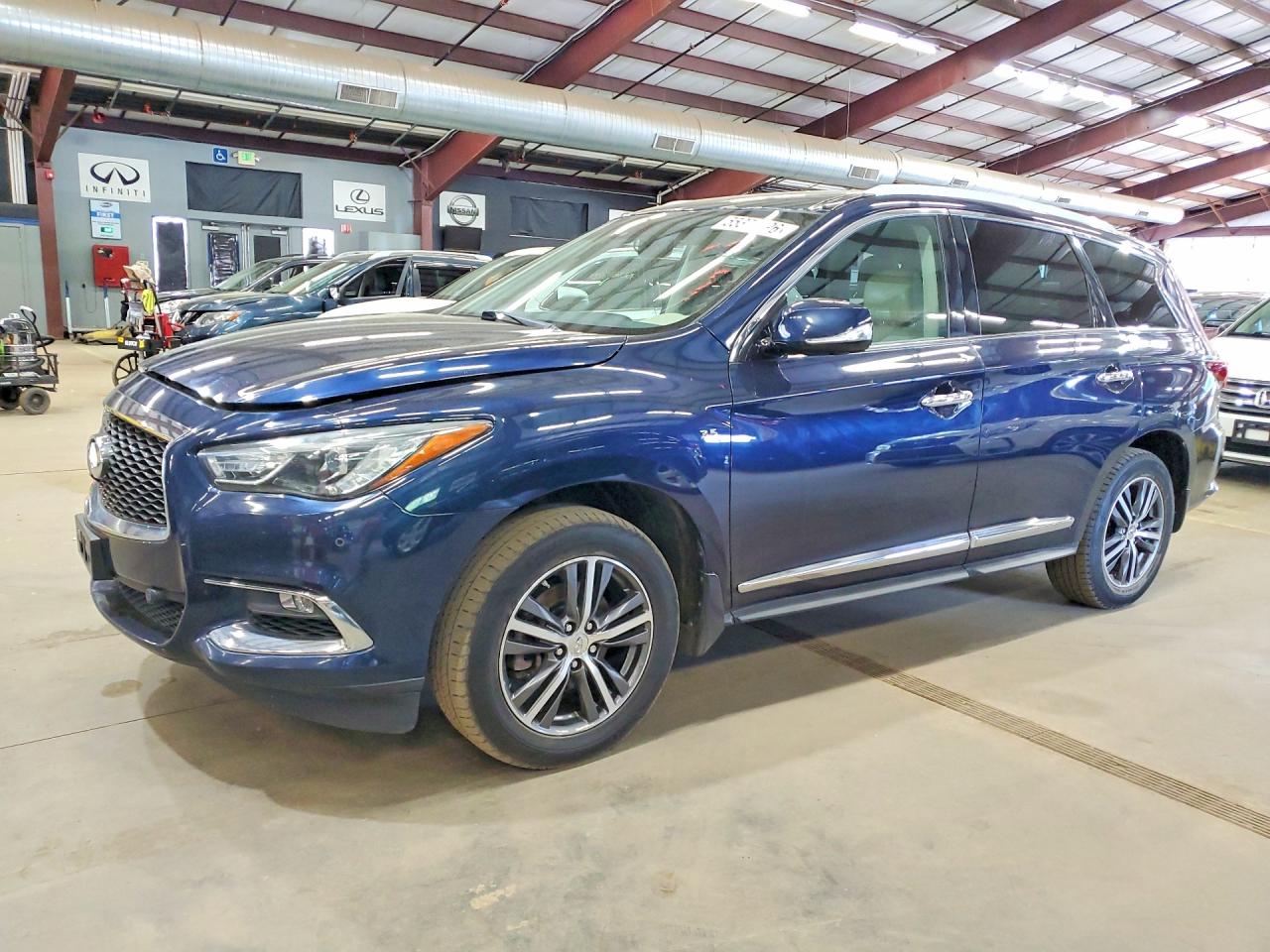 Salvage INFINITI Qx Image