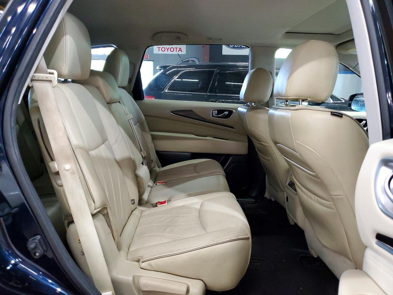 INFINITI Qx Base