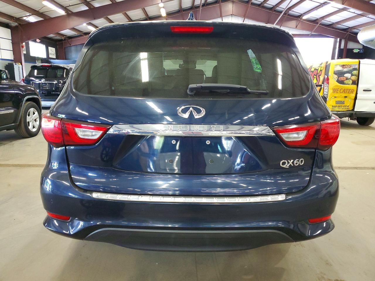 INFINITI Qx Base