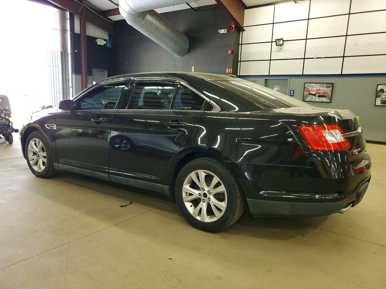 Ford Taurus Sel