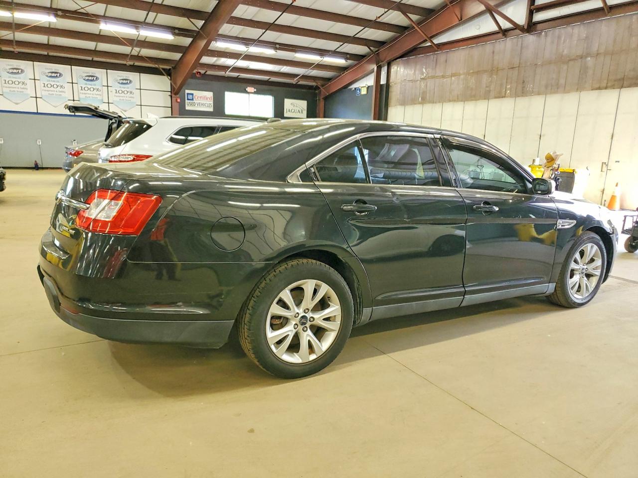 Ford Taurus Sel