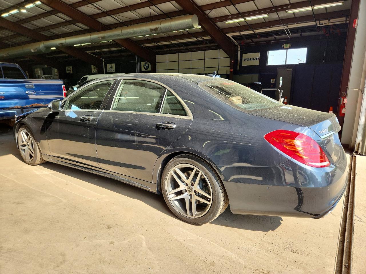 Mercedes-Benz S-Class 550 4matic