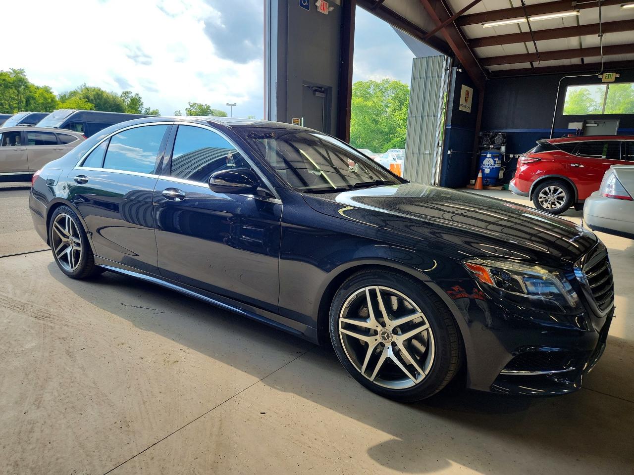 Mercedes-Benz S-Class 550 4matic