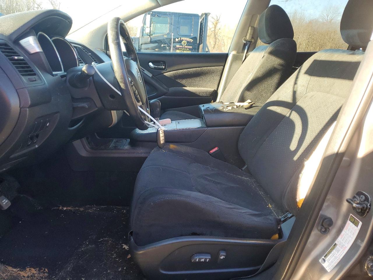 Nissan Murano S