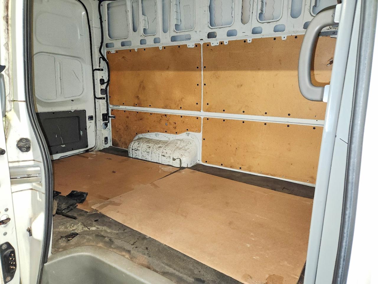Nissan Nv 2500