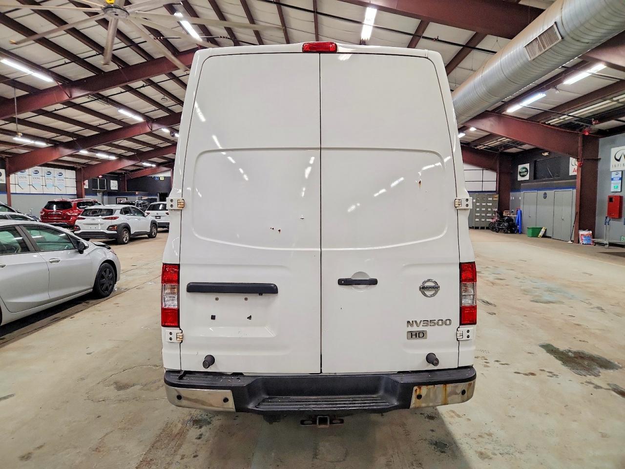 Nissan Nv 2500