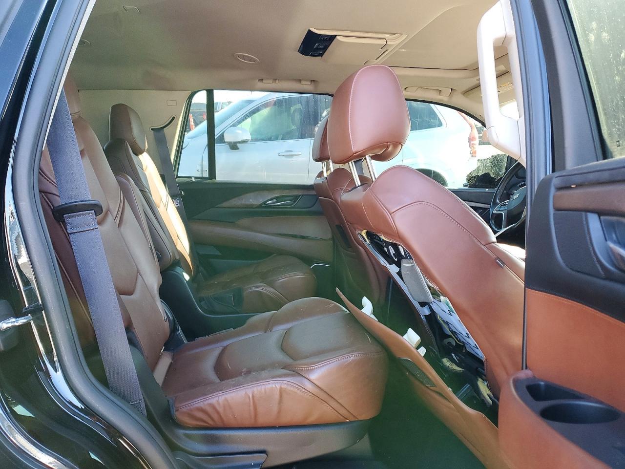Cadillac Escalade Premium