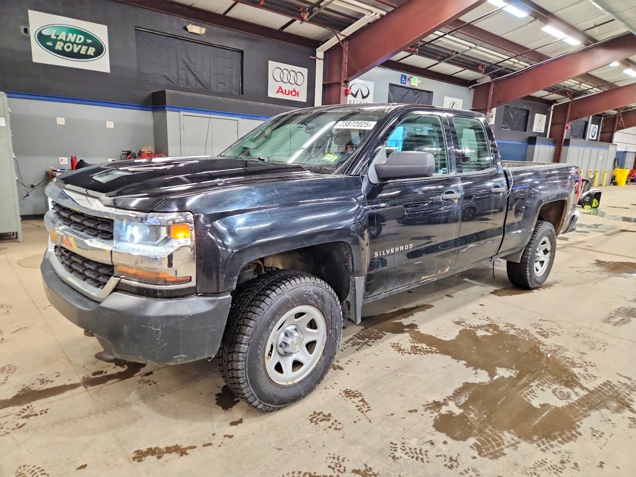 Salvage Chevrolet Silverado Image