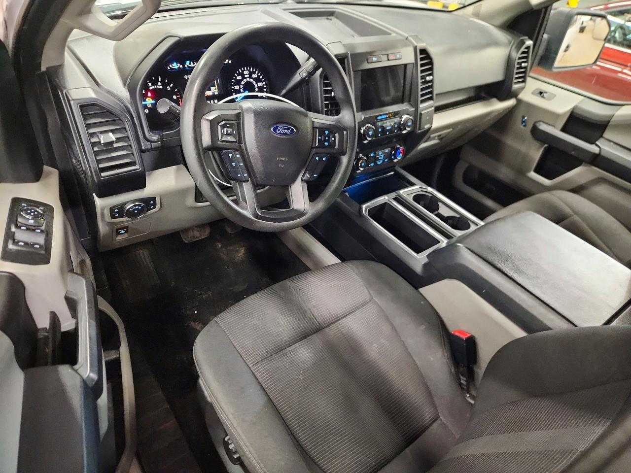 Ford F-150 Super Cab