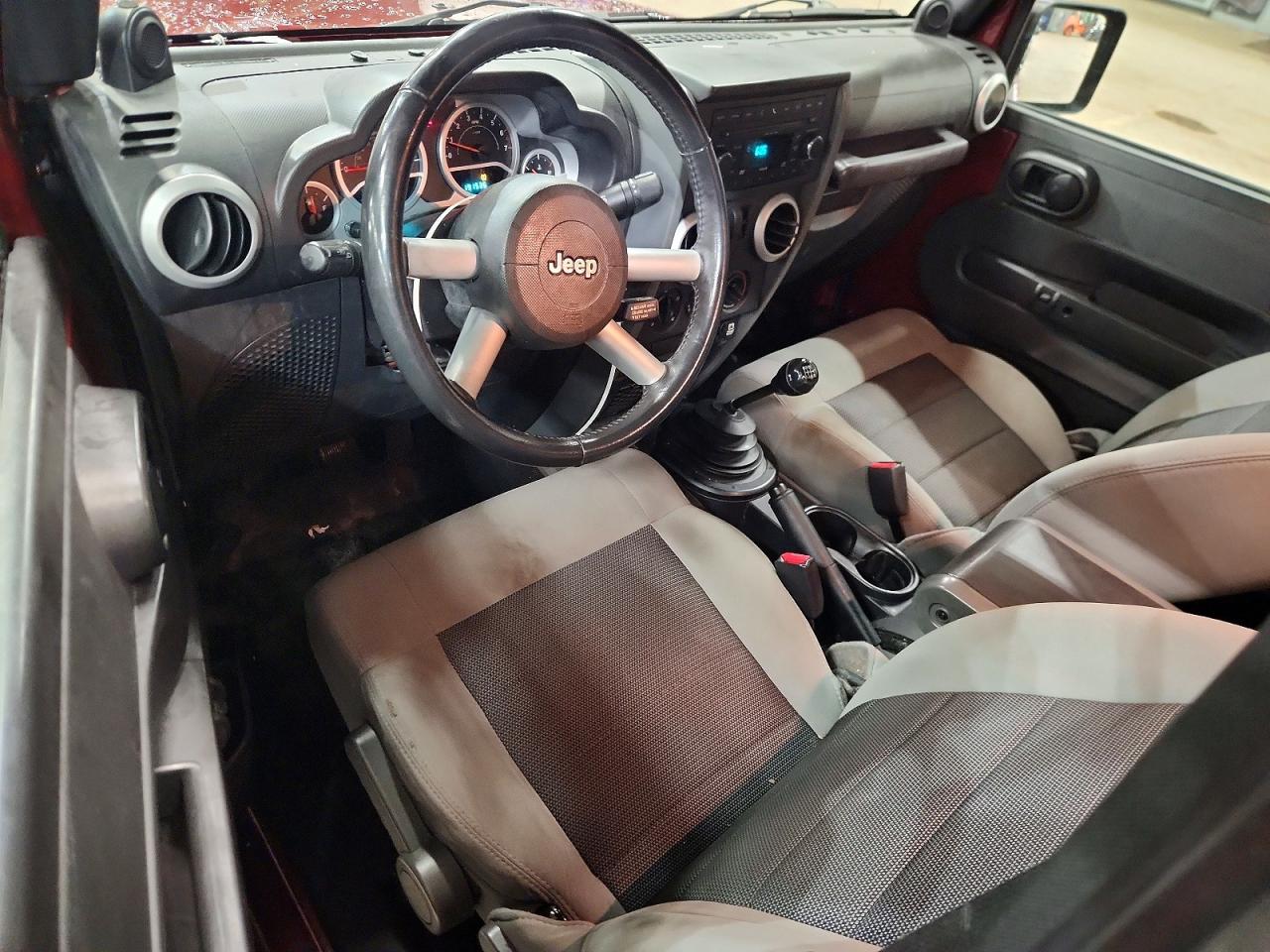 Jeep Wrangler Sahara