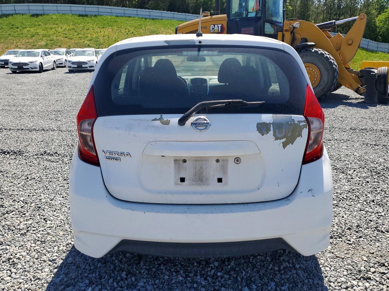 Nissan Versa S