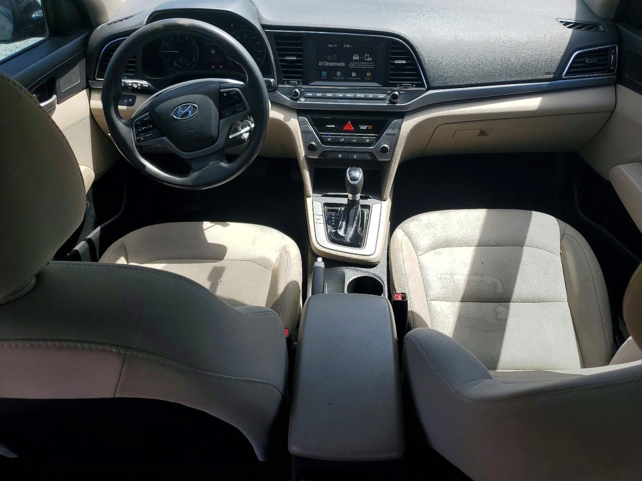Hyundai ELANTRA Sel