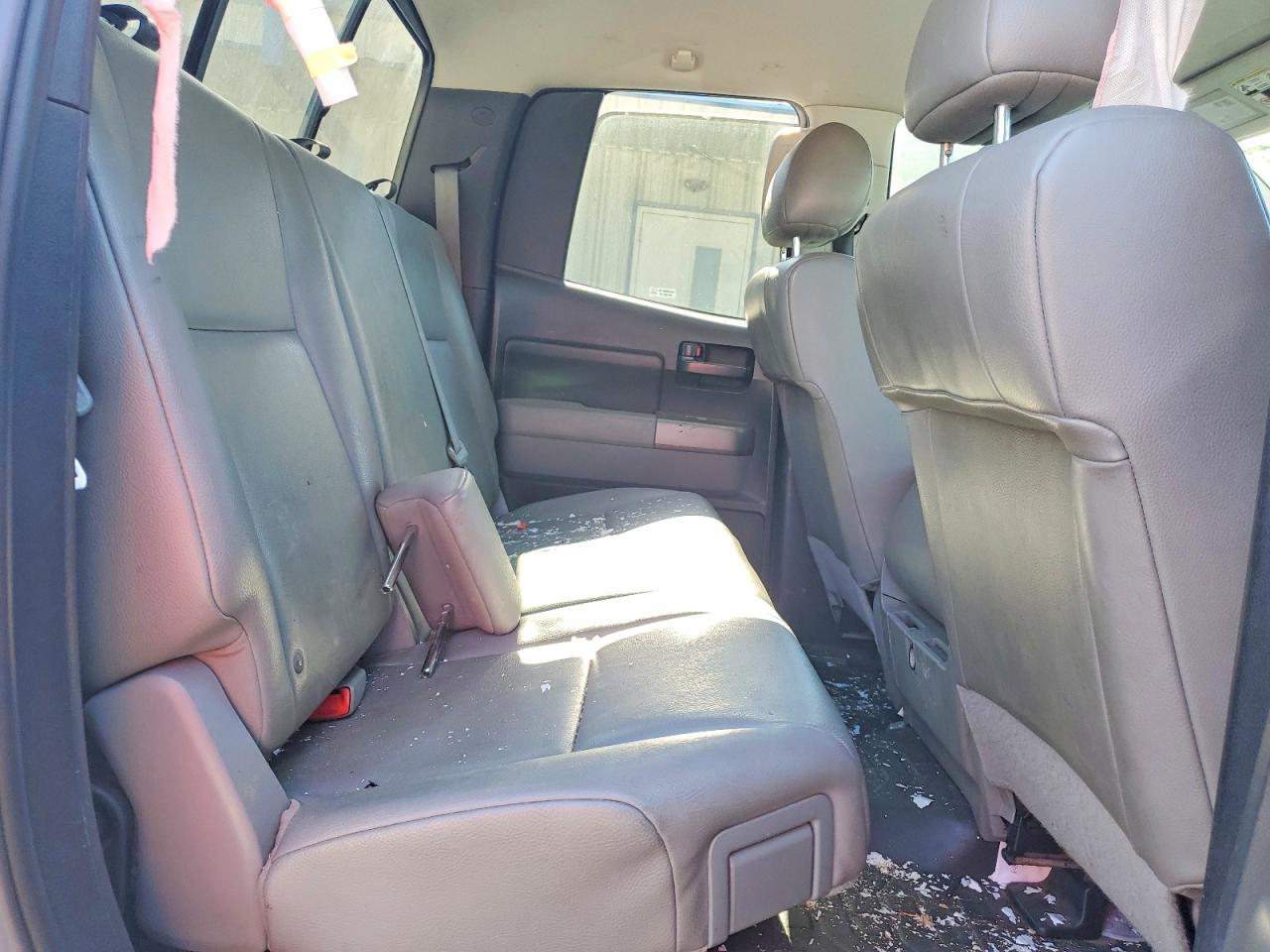 Toyota Tundra Double Cab Sr5