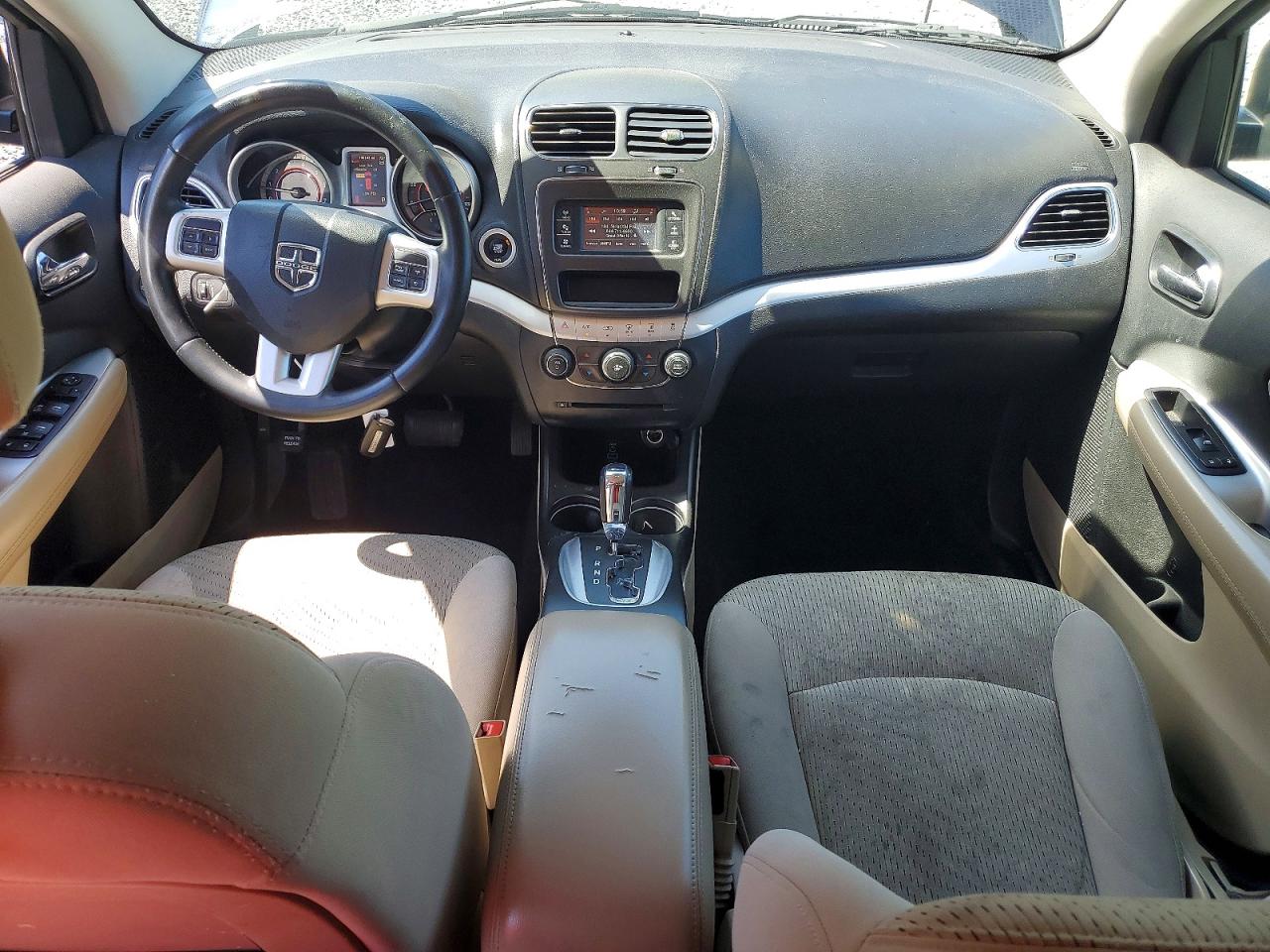Dodge Journey Sxt