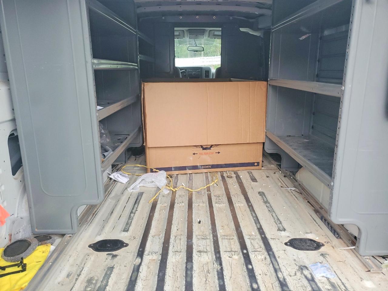 Nissan Nv 1500 S