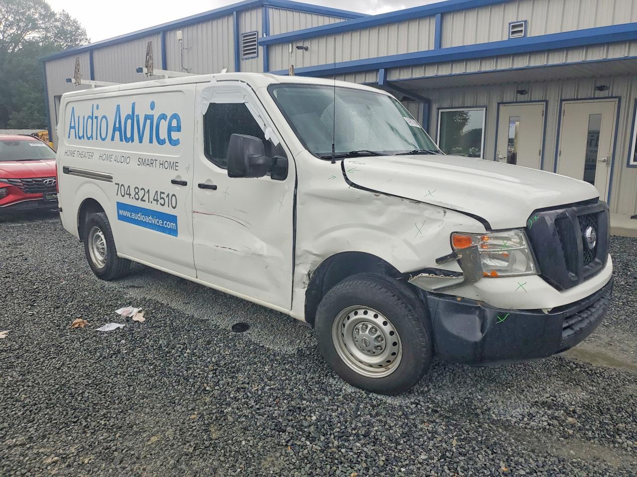 Nissan Nv 1500 S