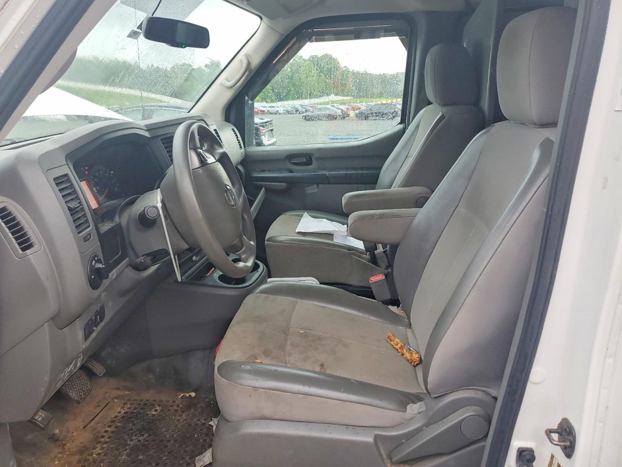Nissan Nv 1500 S
