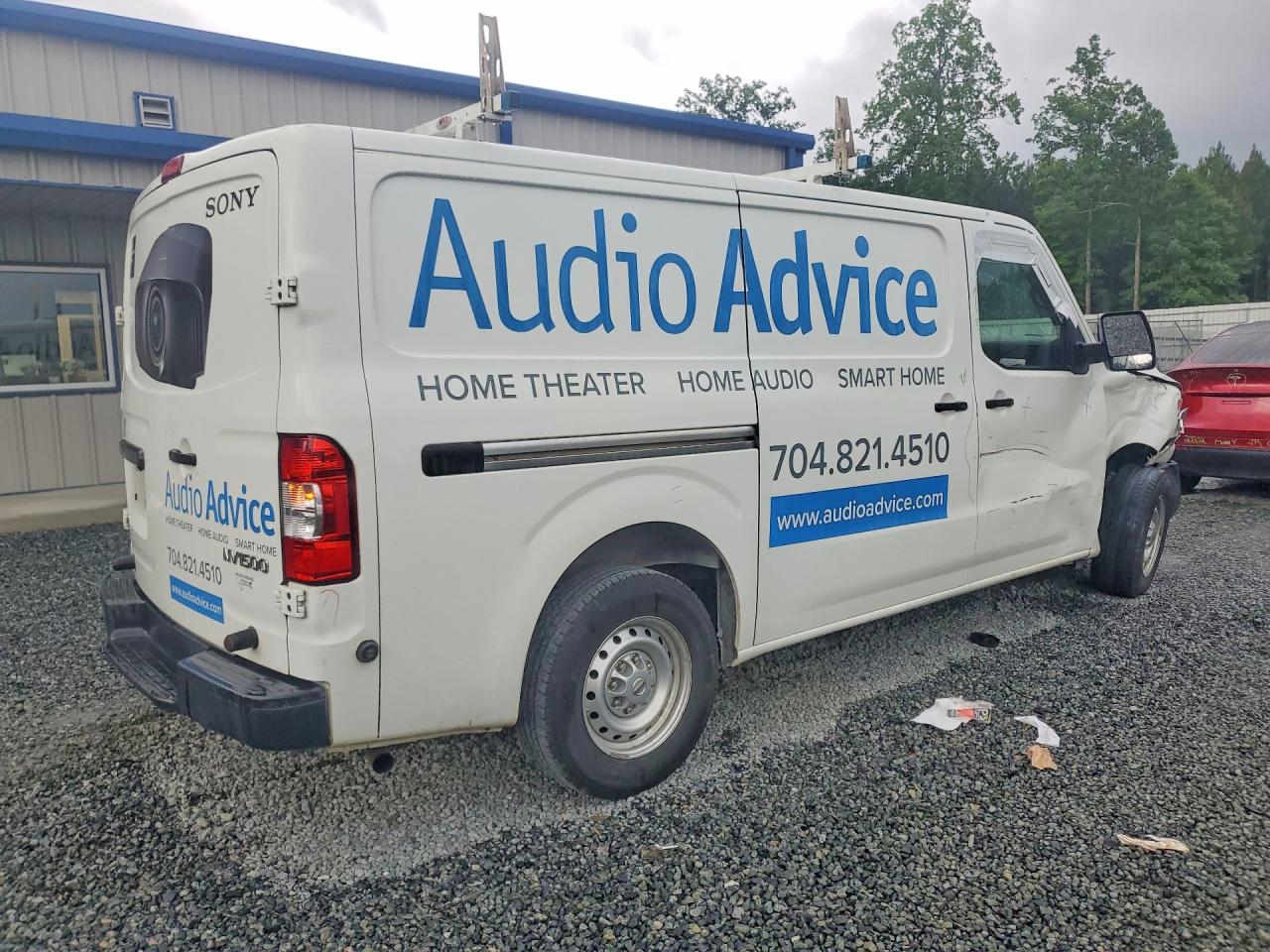 Nissan Nv 1500 S
