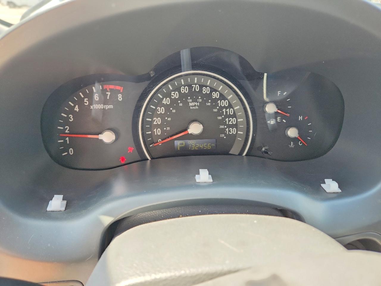 Kia Sedona Lx