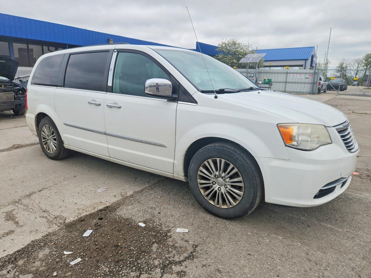 Chrysler Minivan Touring L