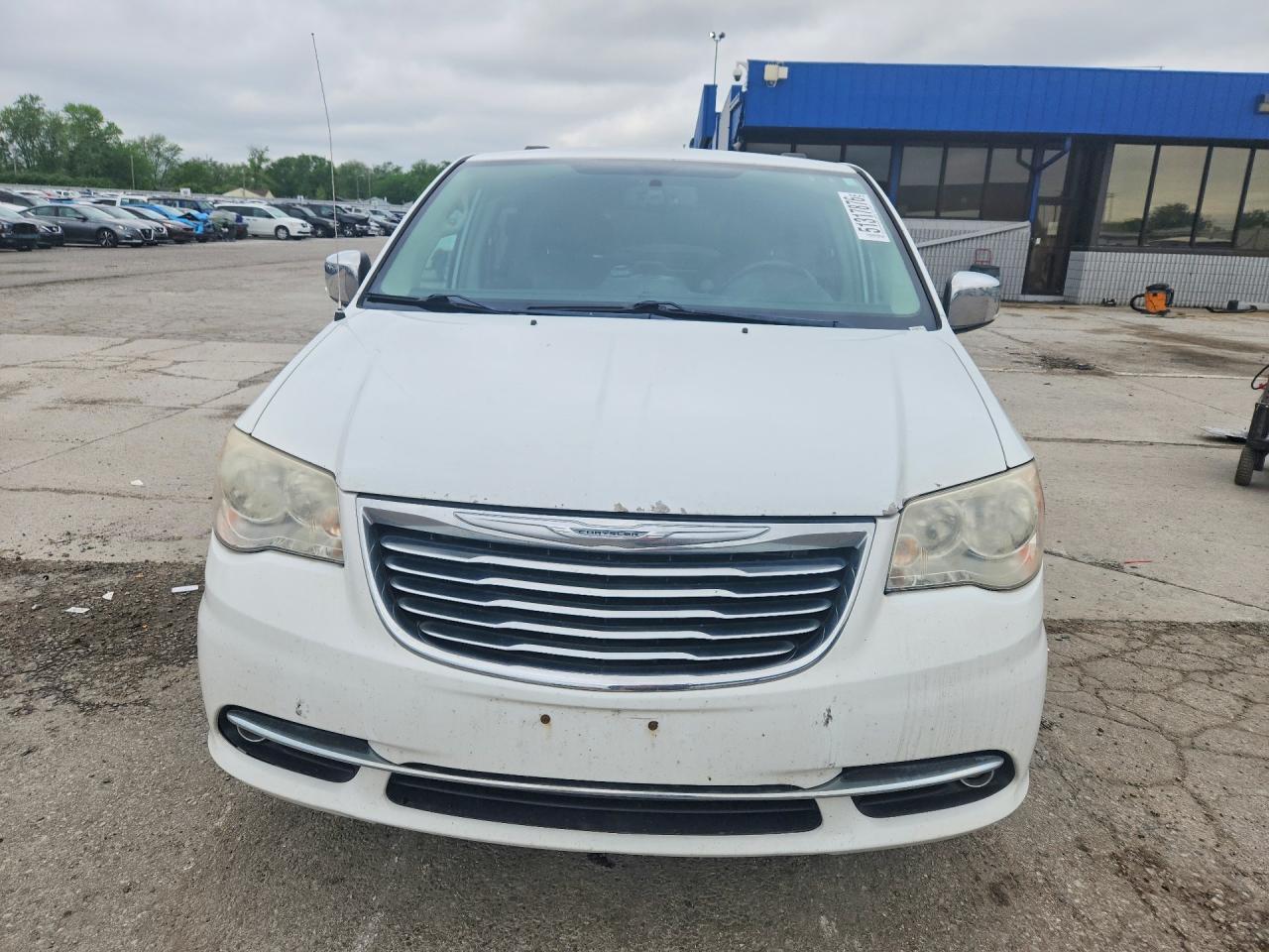 Chrysler Minivan Touring L
