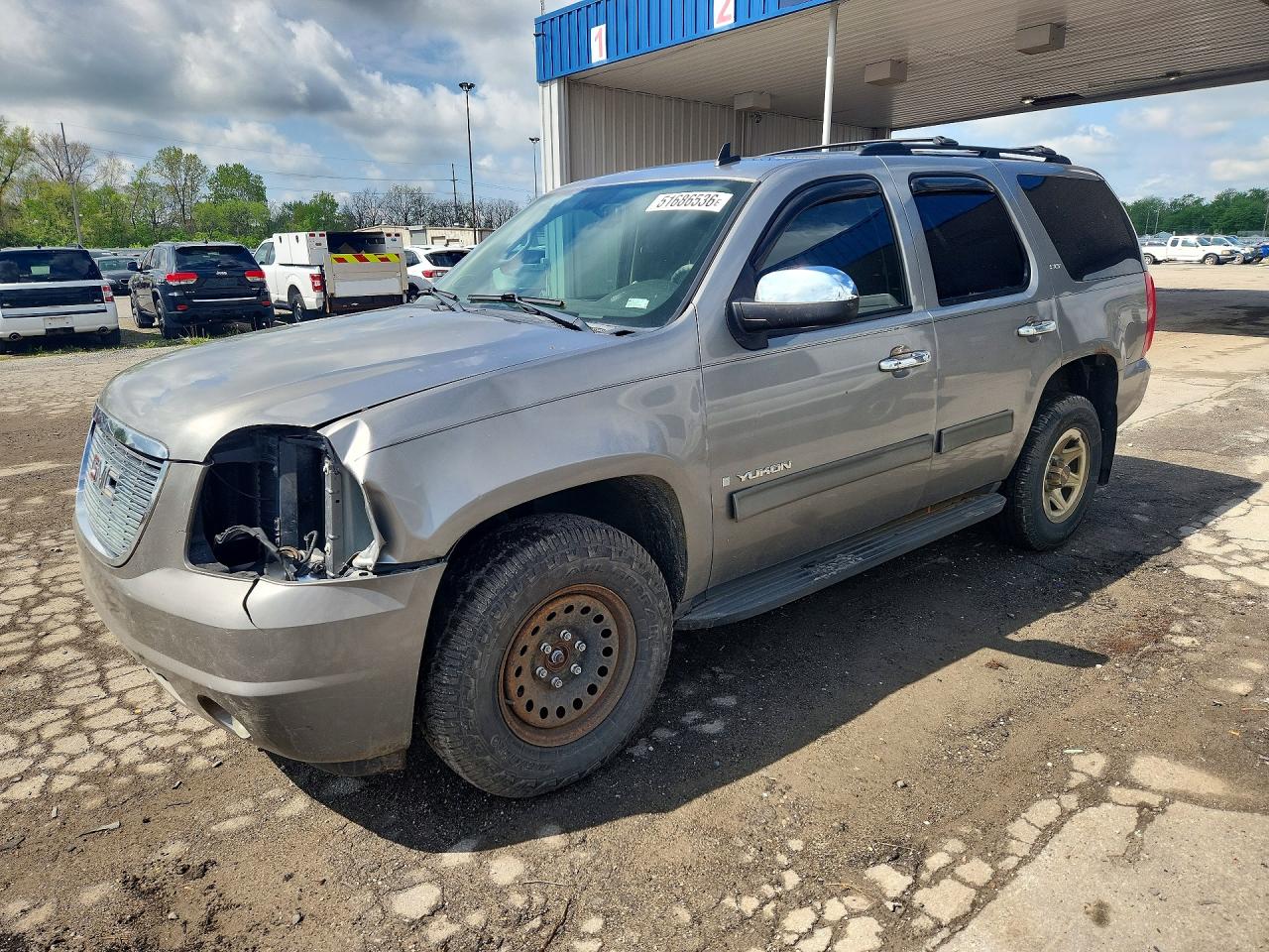 Salvage GMC Yukon Image