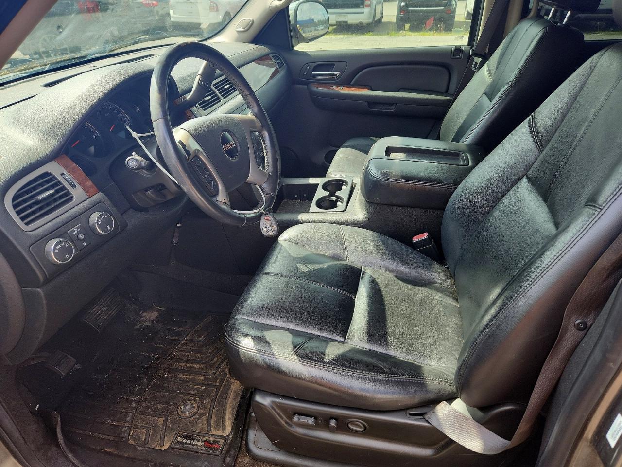 GMC Yukon Slt
