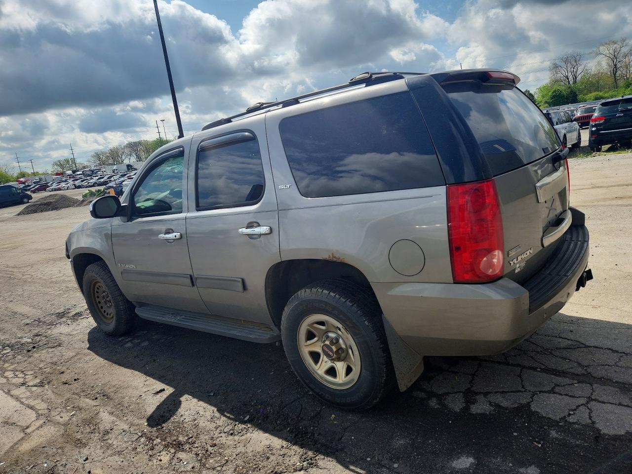 GMC Yukon Slt