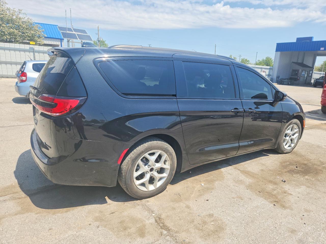 Chrysler Pacifica Hybrid Touring L