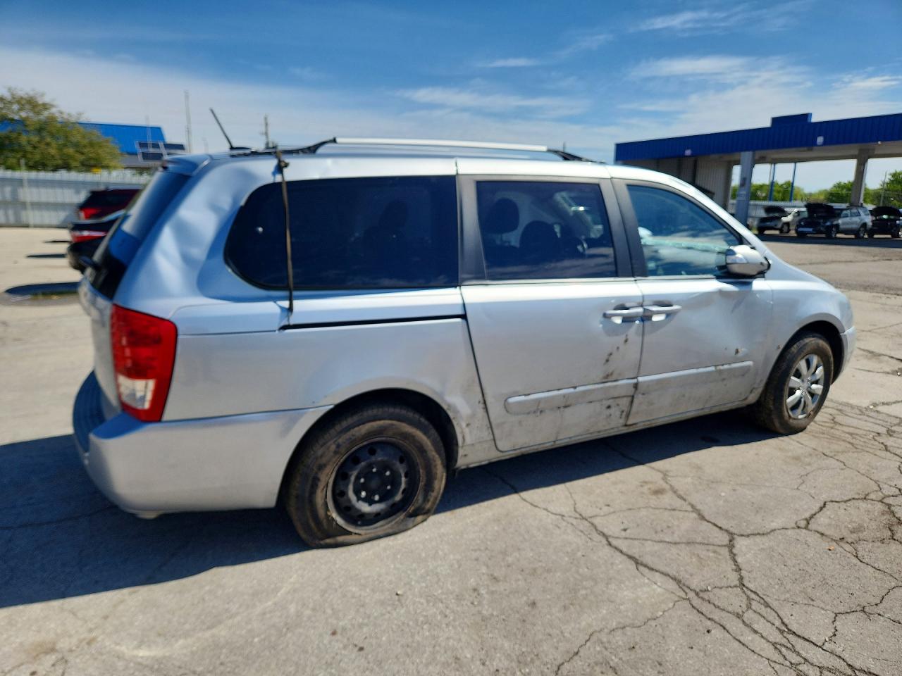 Kia Sedona Lx