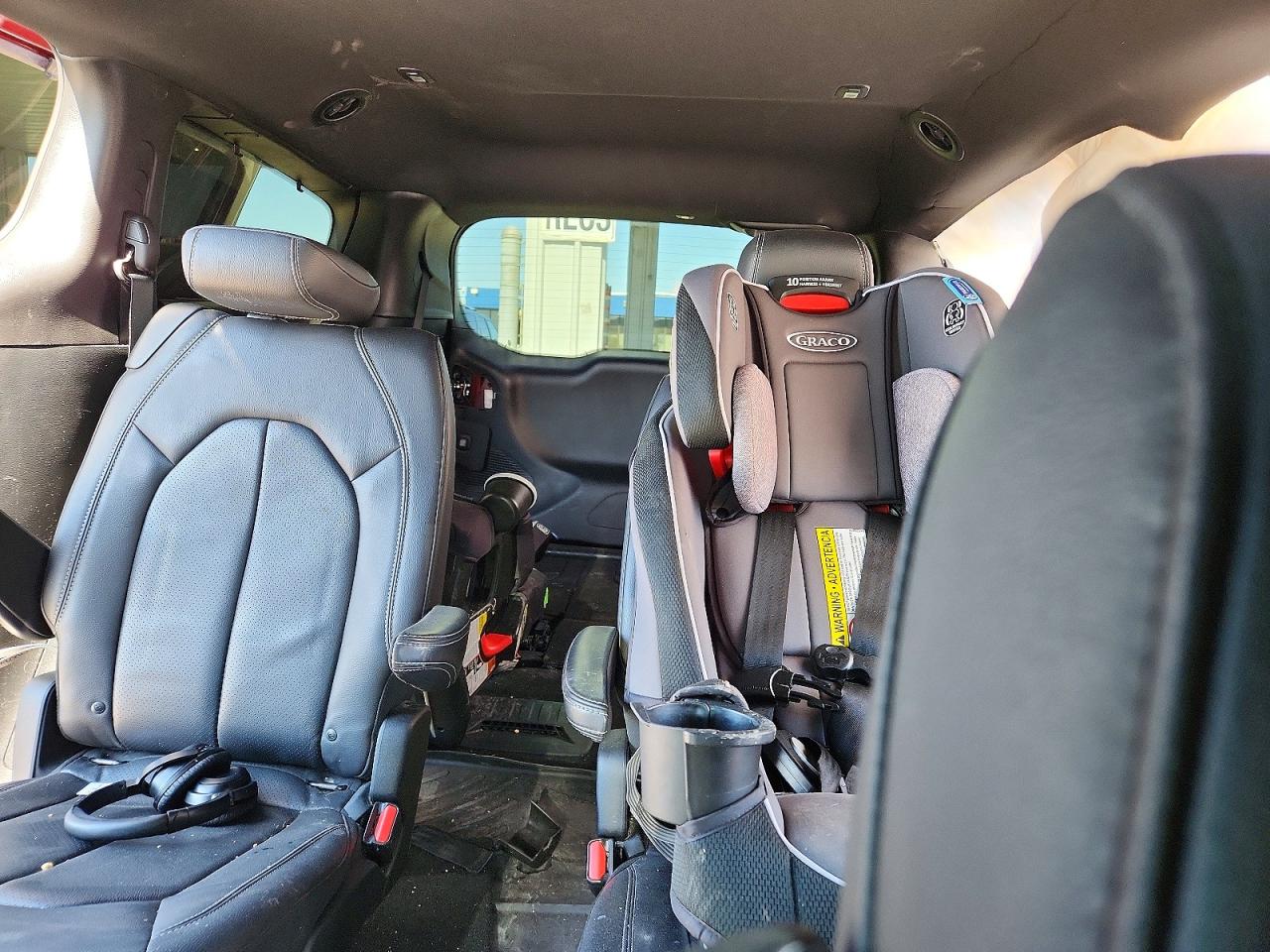 Chrysler Pacifica Touring L