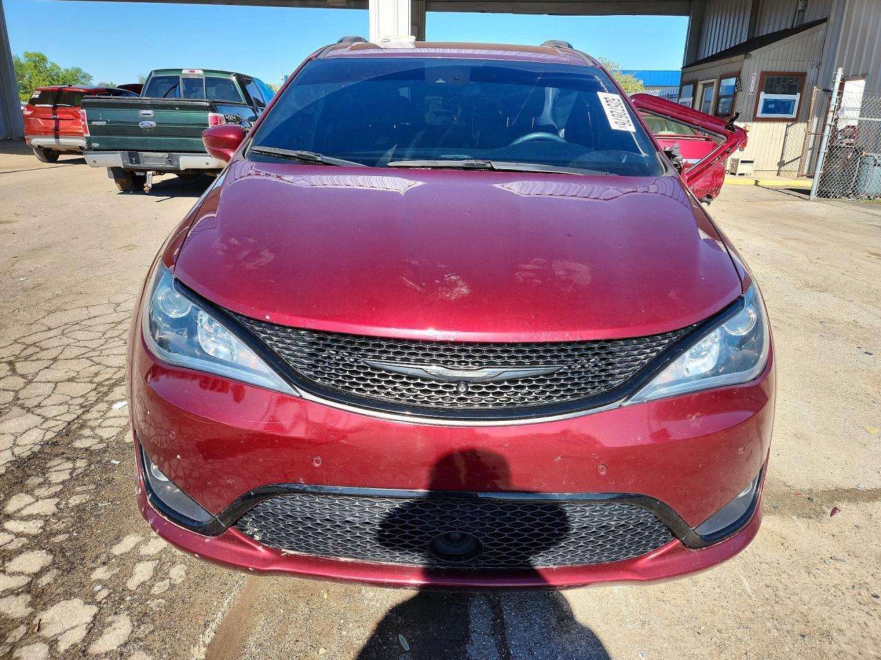 Chrysler Pacifica Touring L
