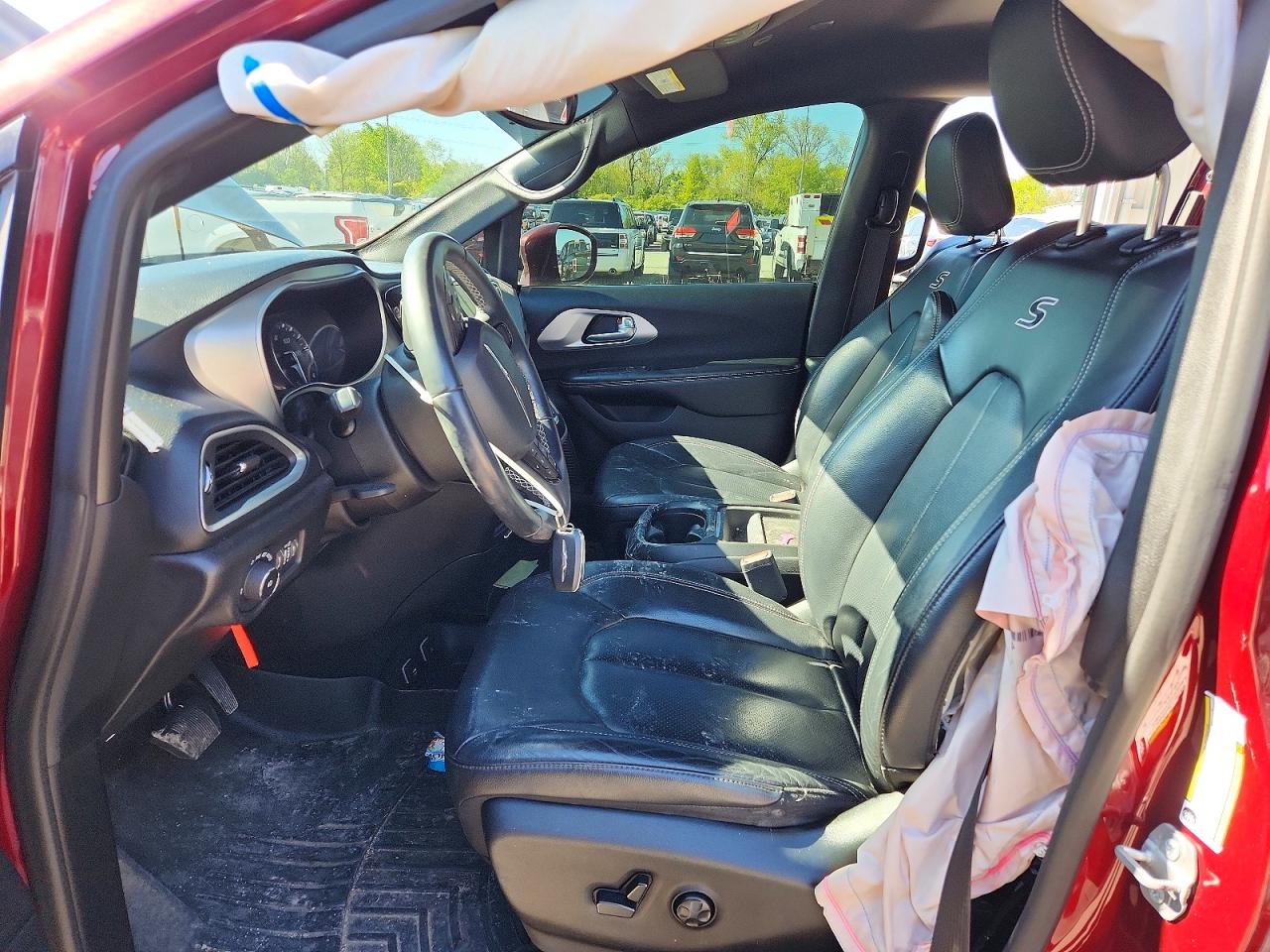 Chrysler Pacifica Touring L