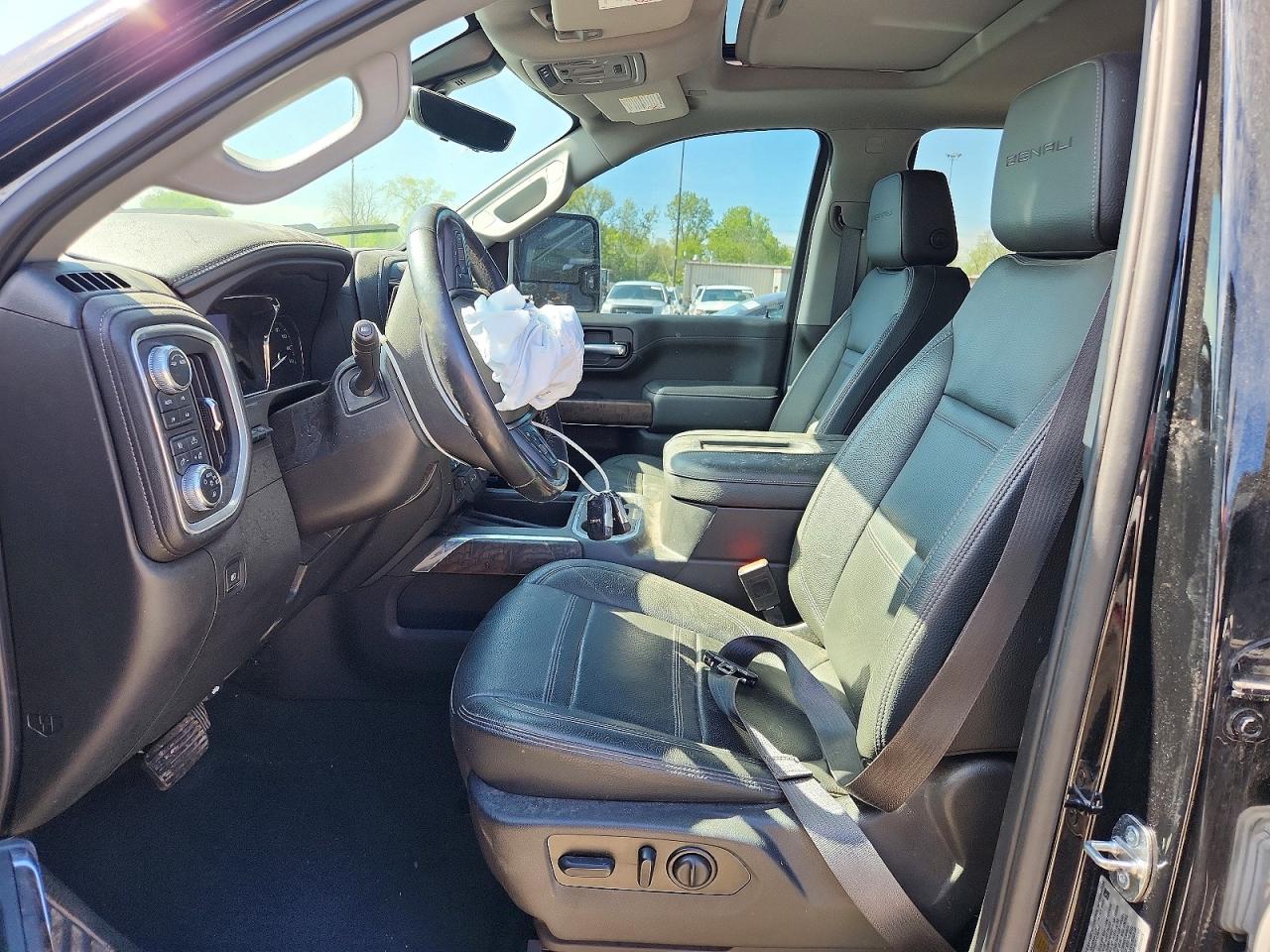 GMC Sierra K2500 Denali