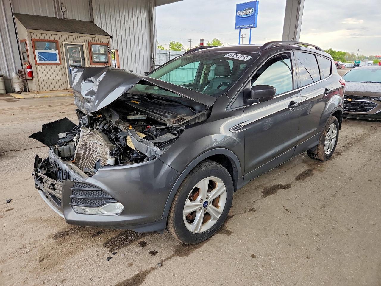 Salvage Ford Escape Image